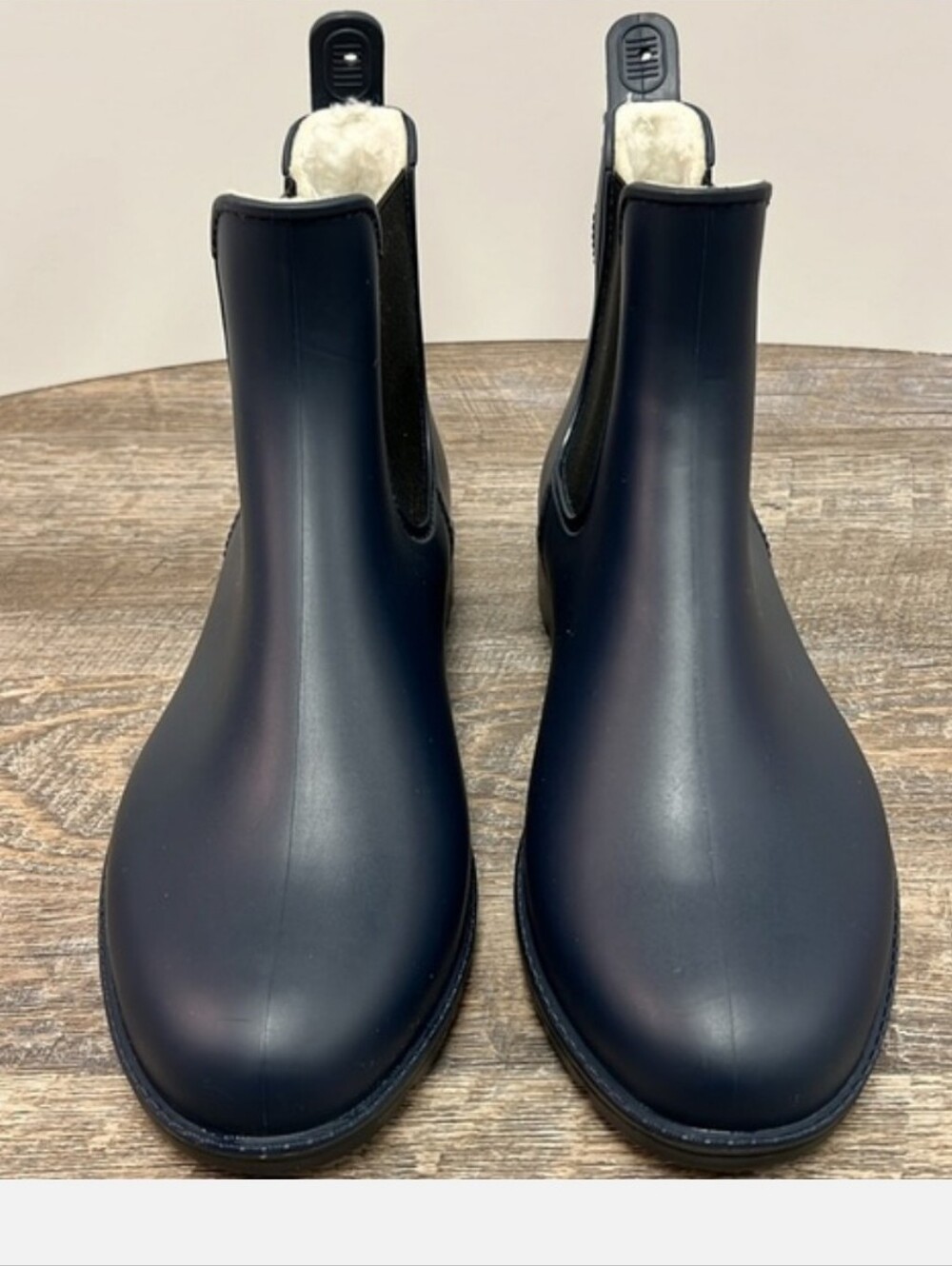 NWT Women's Khombu Camille Snow Sherpa Lined Boots in Navy Blue - Picture 4 of 8